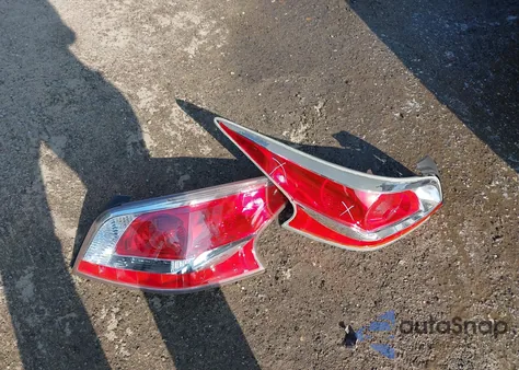 2013 Nissan Altima 2.5 S z USA, uszkodzony, nr VIN 1N4AL3AP4DN478204